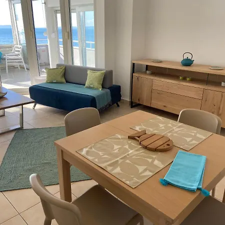 Lone The View Apartment Split
